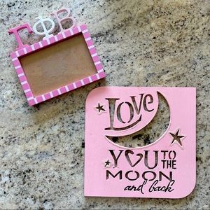 Gamma Phi Beta Picture Frame and Sign